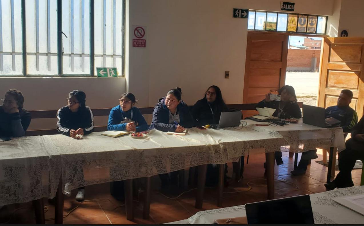 Representantes de las Fundaciones de Oruro